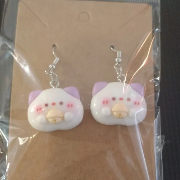 Cute Bear Face Earrings - White and Pink - Picture 1 of 1